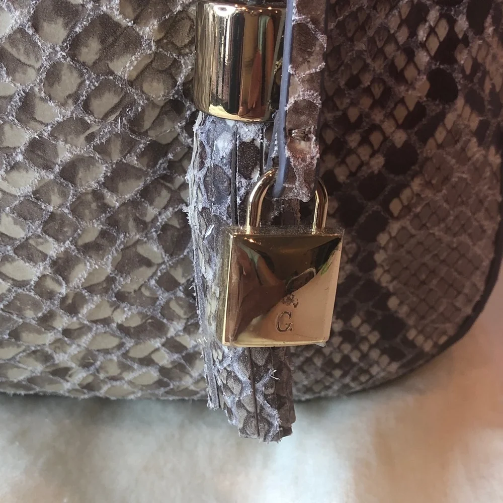 NWOT G.I.L.I. Soft Leather Python Print Large Hobo Shoulder Bag with Tassel